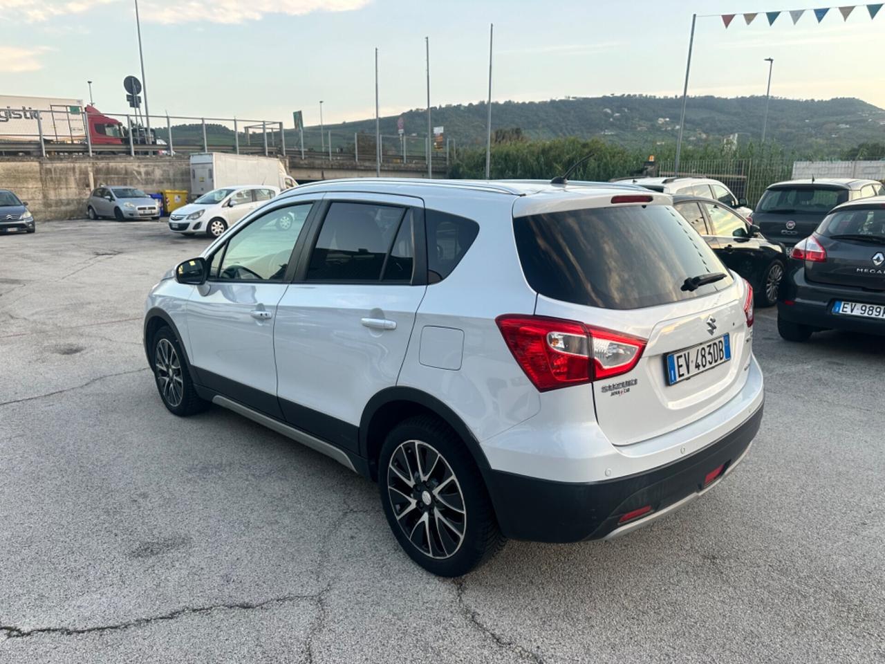 Suzuki S-Cross 1.6 DDiS Start&Stop 4WD All Grip Top