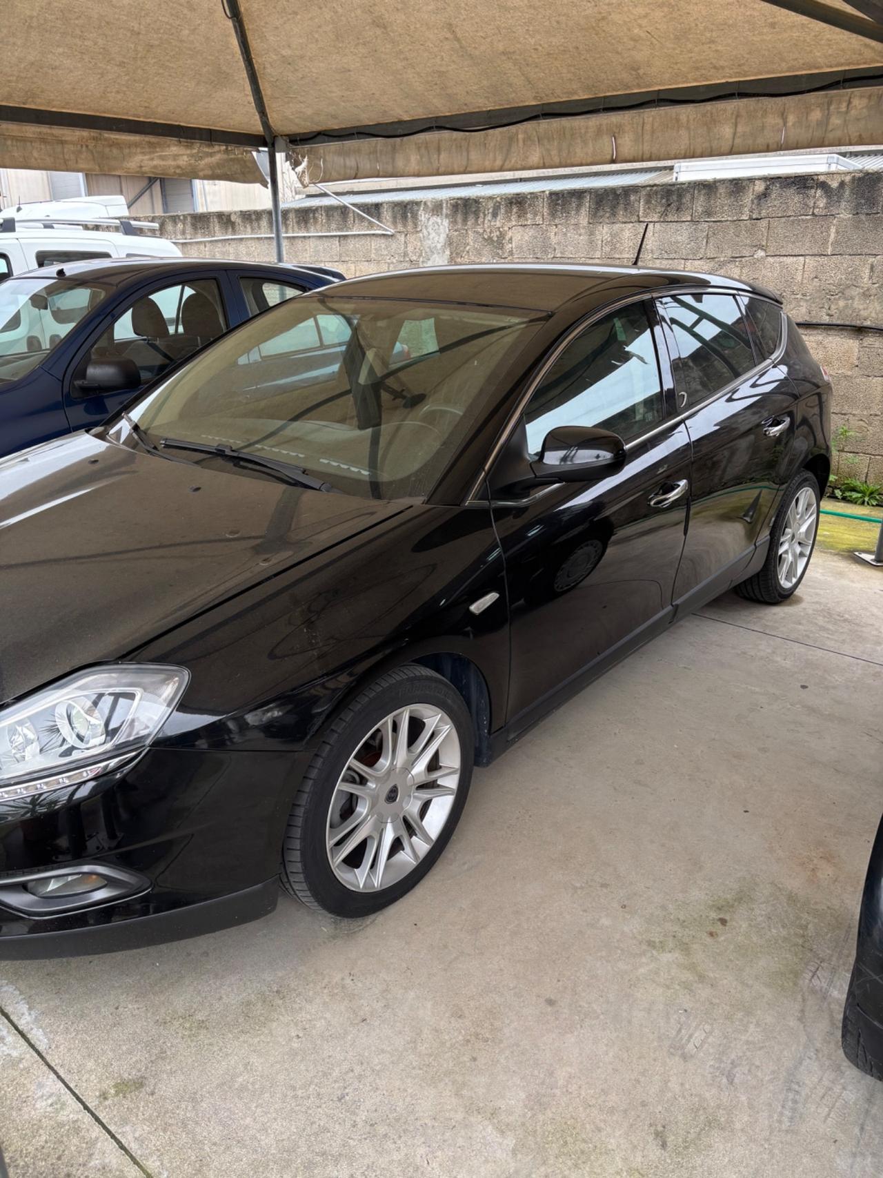 Lancia Delta 1.4 T-Jet 120 CV Oro