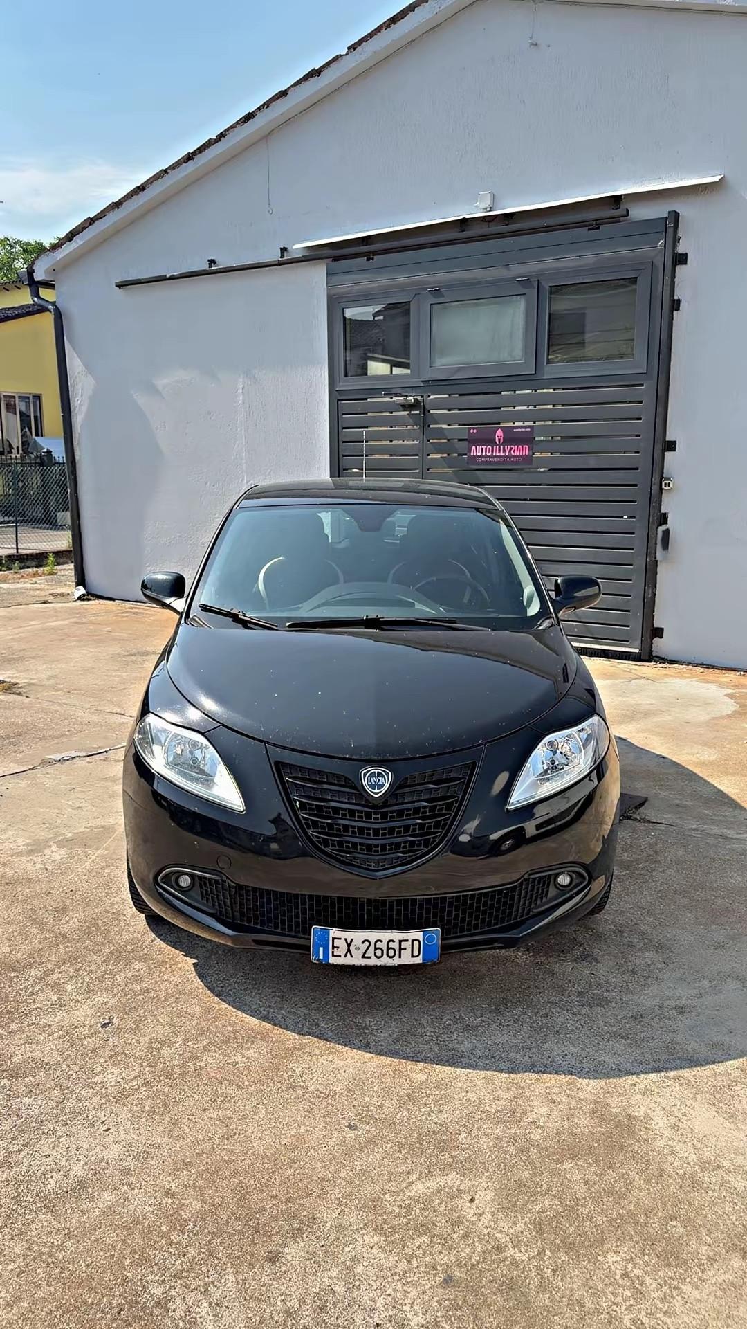 Lancia Ypsilon 1.2 69 CV 5 porte GPL Ecochic Gold