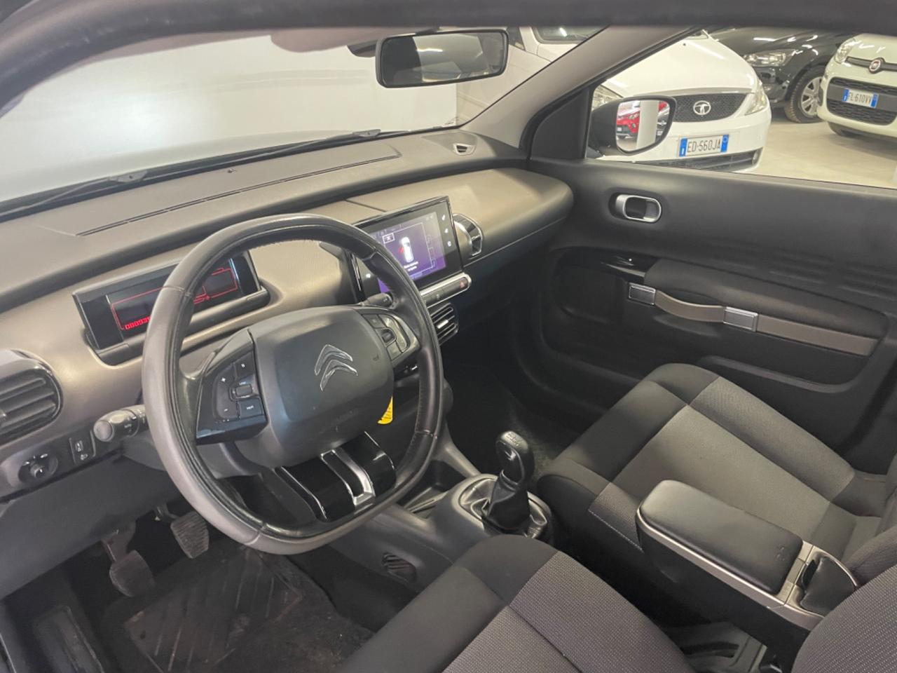 Citroen C4 Cactus PureTech 82 Shine km 85.000