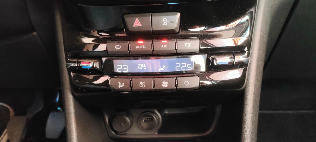 Peugeot 208 BlueHDi 100 S&S 5 porte Allure