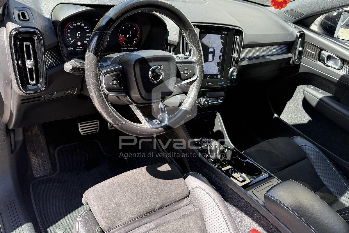 VOLVO XC40 D4 AWD Geartronic R-design