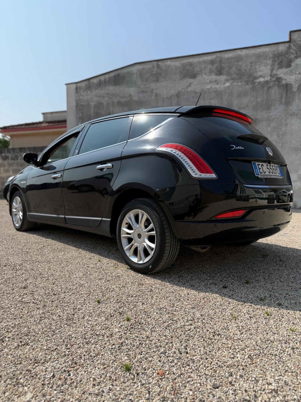 Lancia Delta 1.6 MJT DPF Selectronic Argento