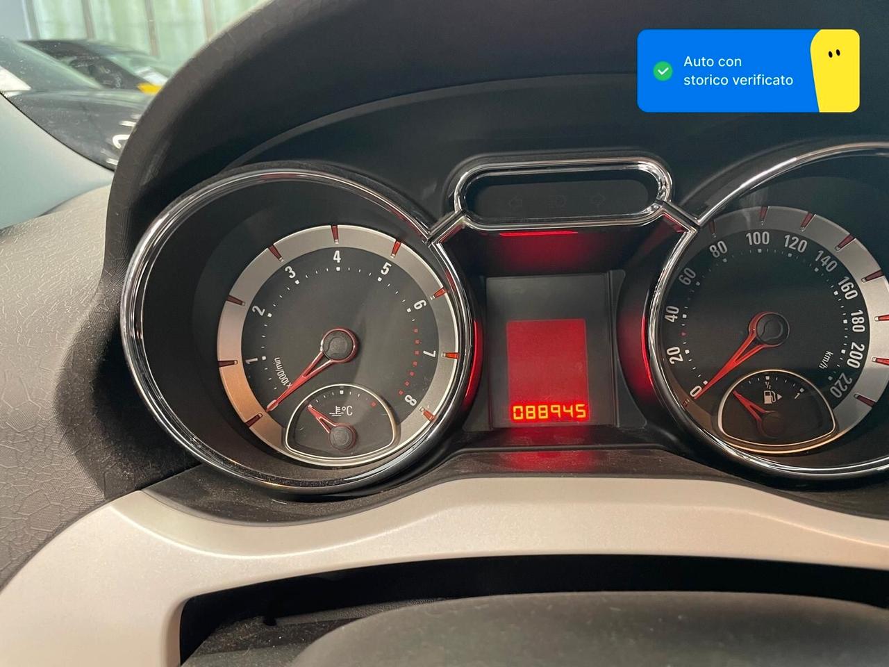 Opel Adam 1.2 70 CV Glam