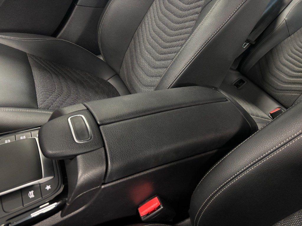 Mercedes A 180 d Executive Full Optional