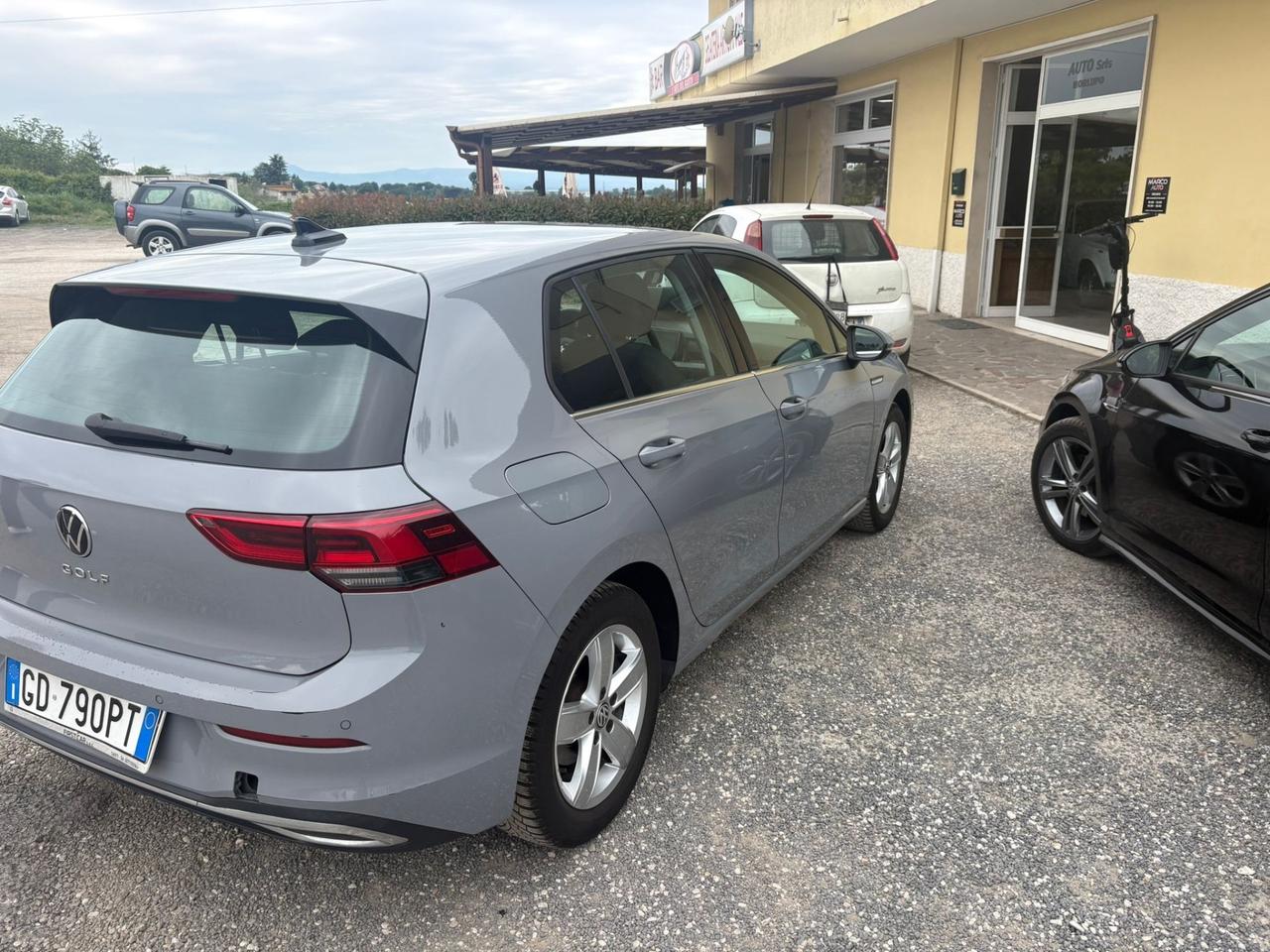 Volkswagen Golf 8 style
