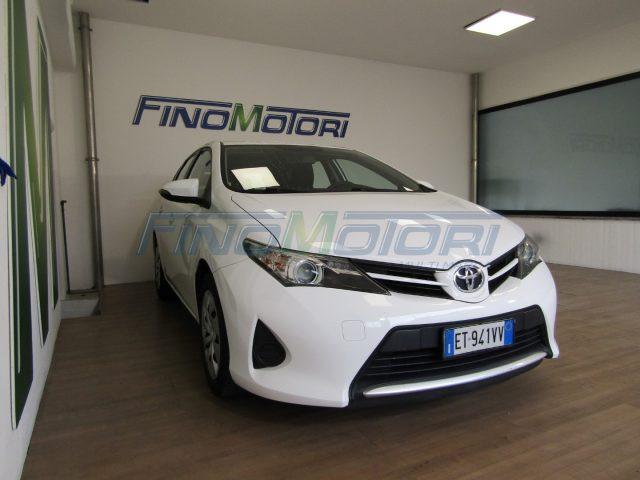 TOYOTA Auris 1.3i 100 CV 5 porte