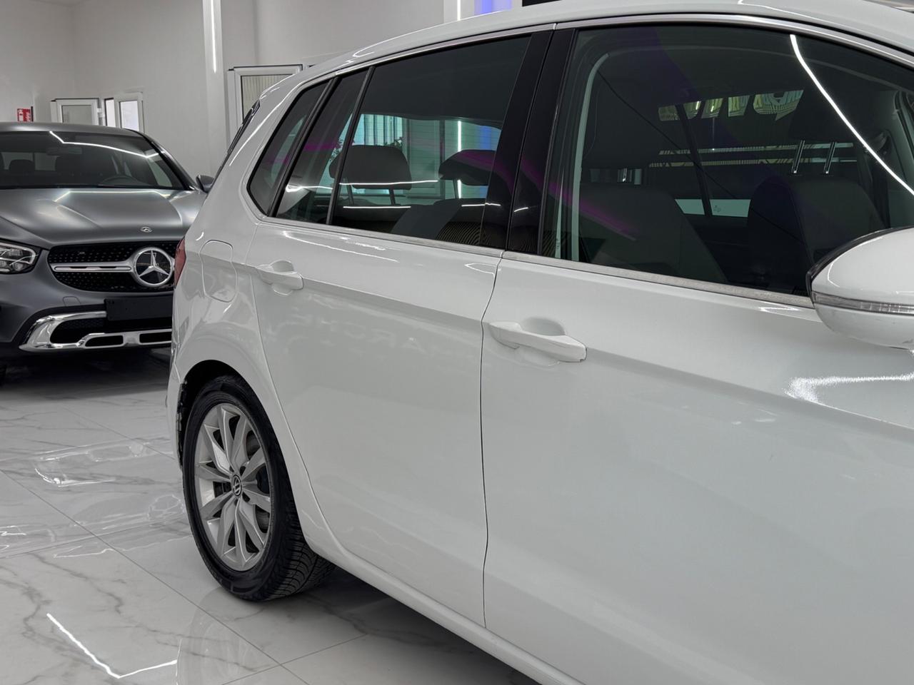 Volkswagen Golf Sportsvan 2.0 TDI DSG Highline BMT