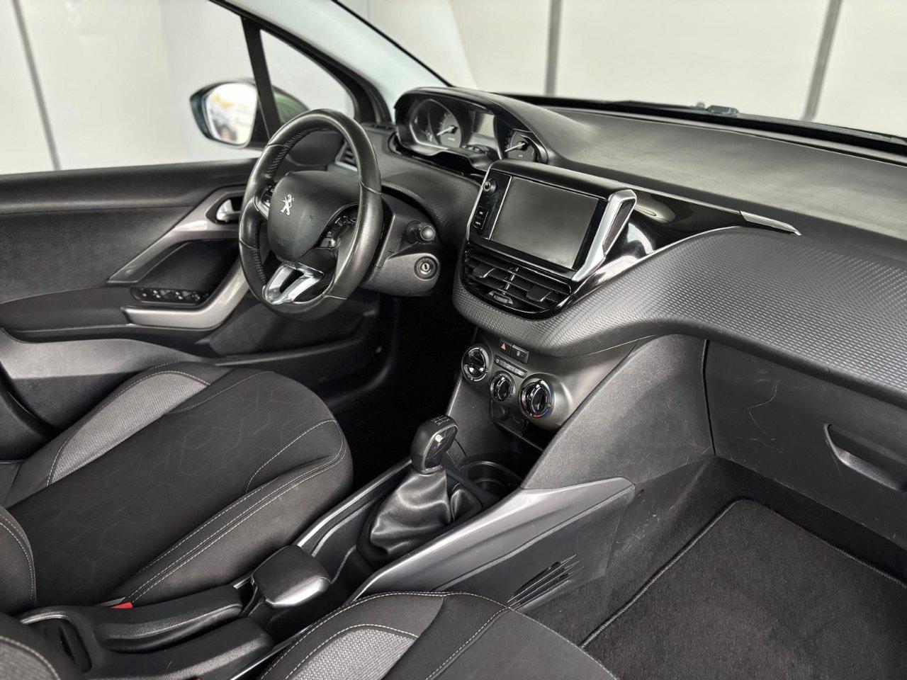 Peugeot 2008 2008 1.2 puretech Active 82cv my16