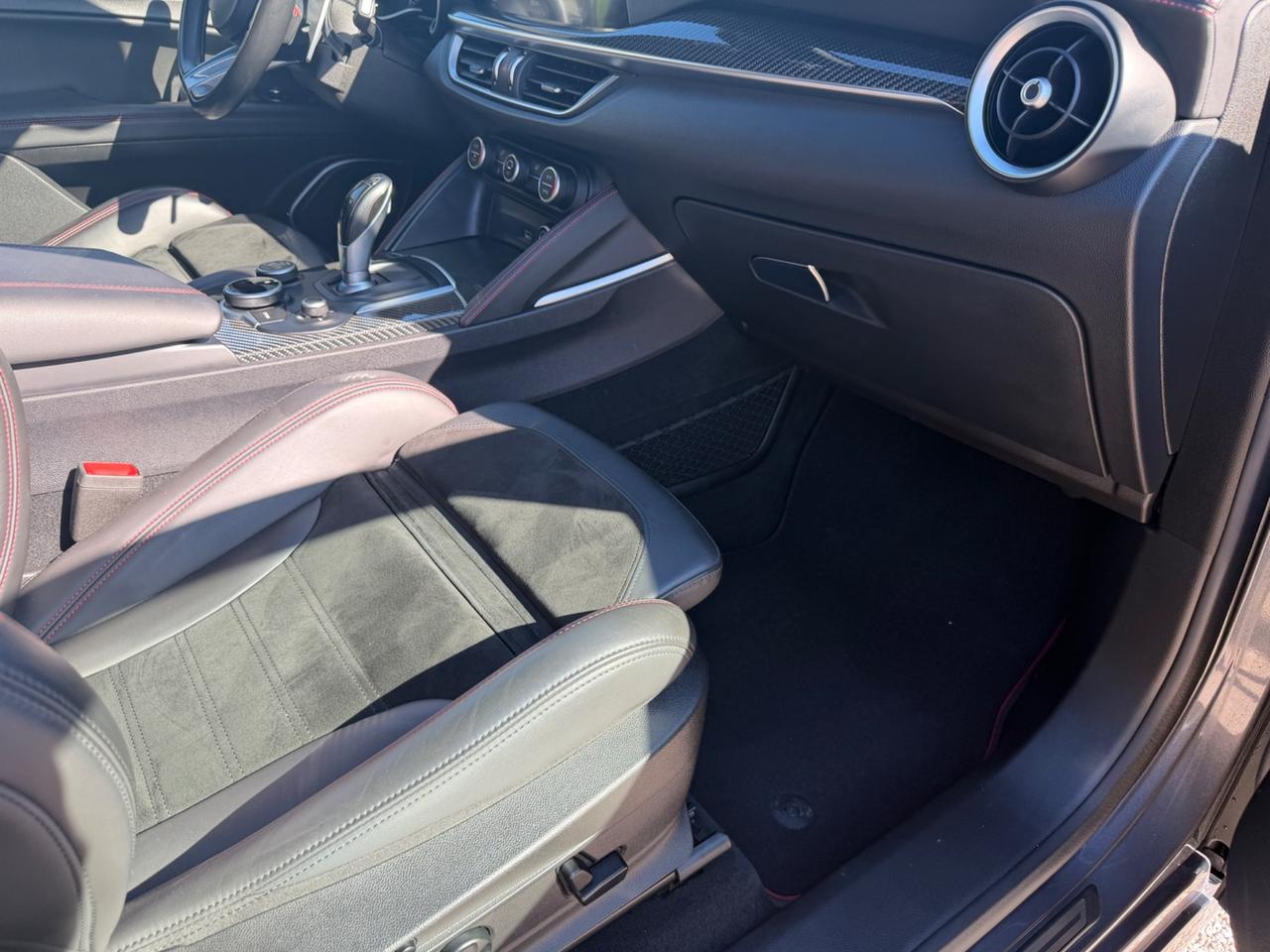 Alfa Romeo Stelvio 2.9 Bi-Turbo V6 510 CV AT8 Quadrifoglio