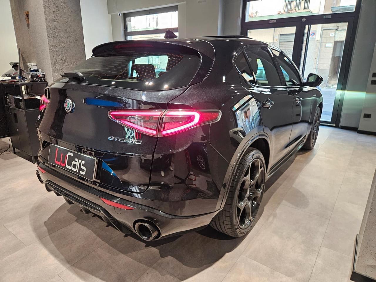 Stelvio 2.2d 210 CV AT8 Q4 Veloce Tetto 22K KM IVA ESP
