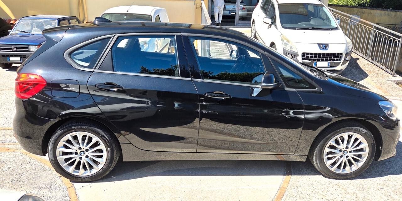Bmw Active Tourer 218d FULL GARANZIA KM 76000