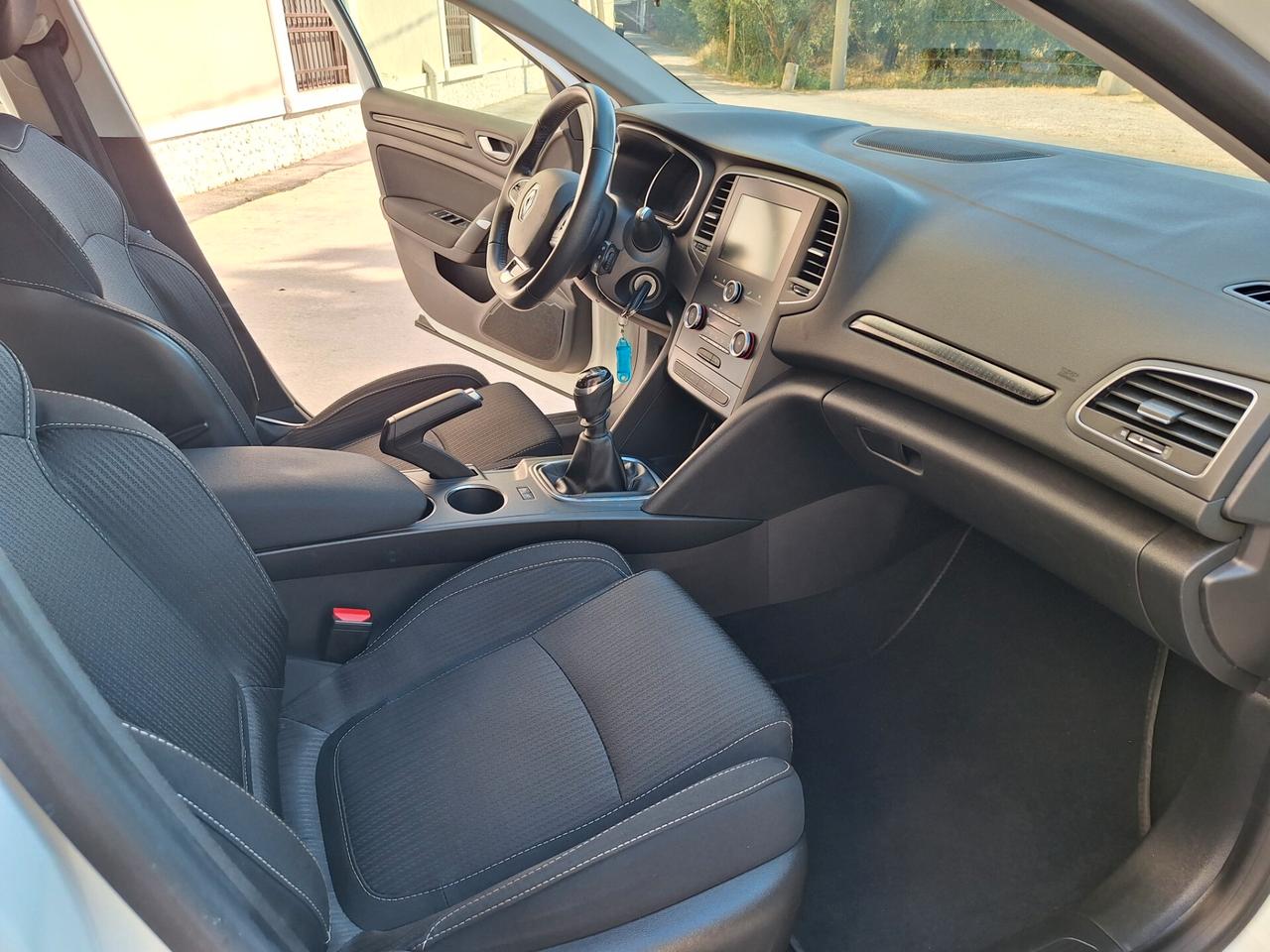 Renault Megane 1.5 dCi 110 CV BERLINA 2016