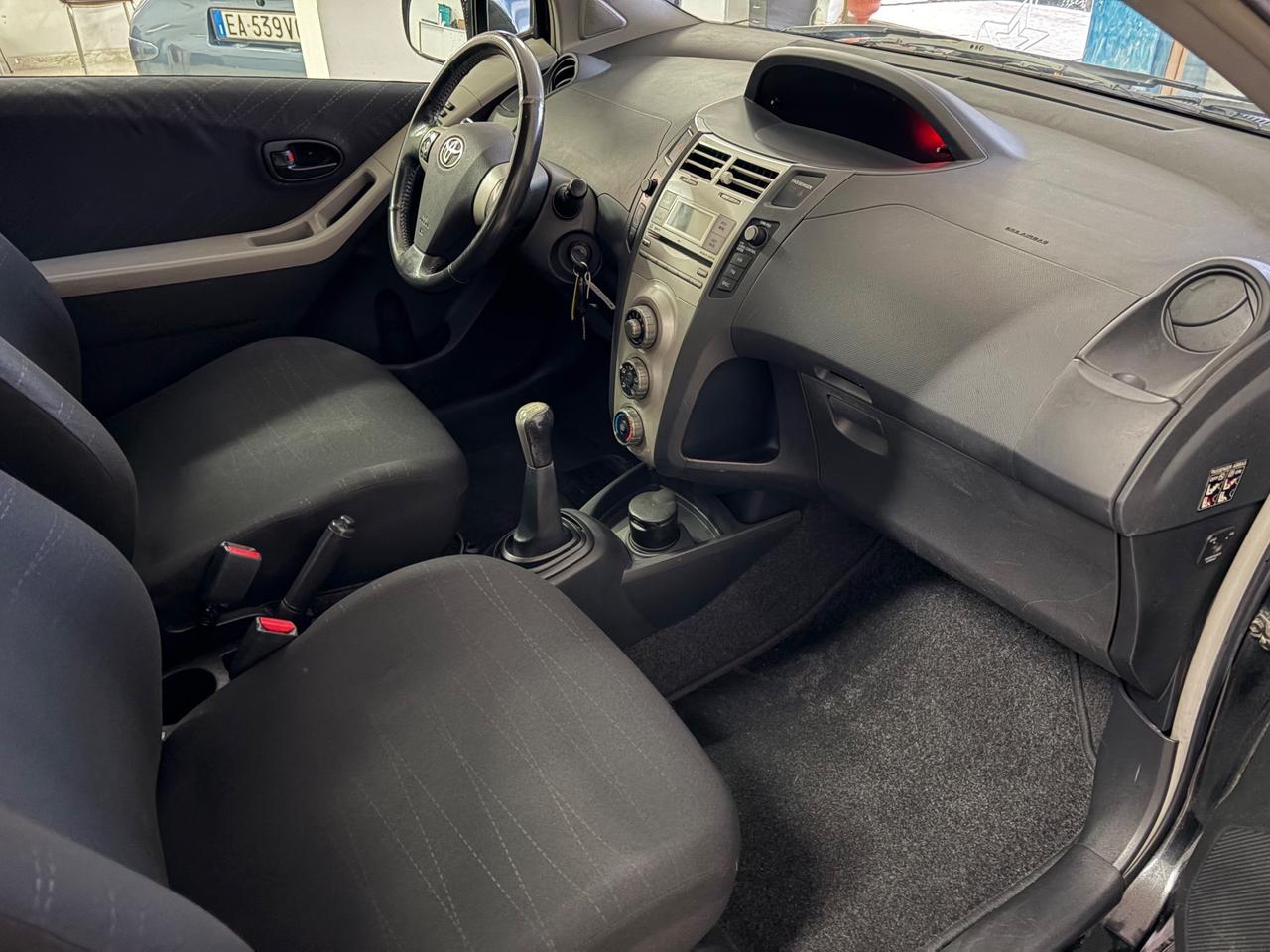 Toyota Yaris 1.0 131000 KM “COME NUOVA”