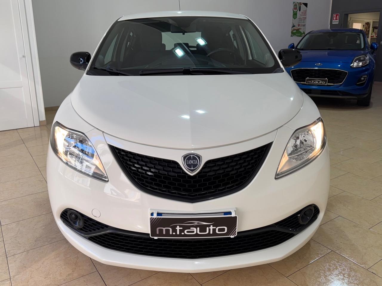 Lancia Ypsilon 1.2 69 CV 5 porte Gold