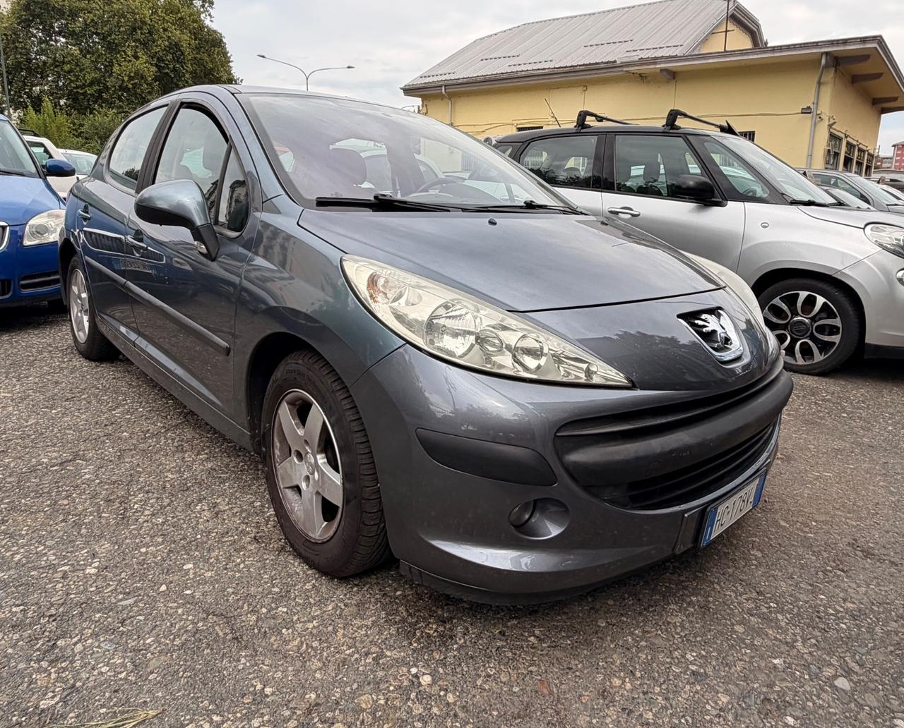 Peugeot 207 1.4 HDi 70CV 5p. X Line