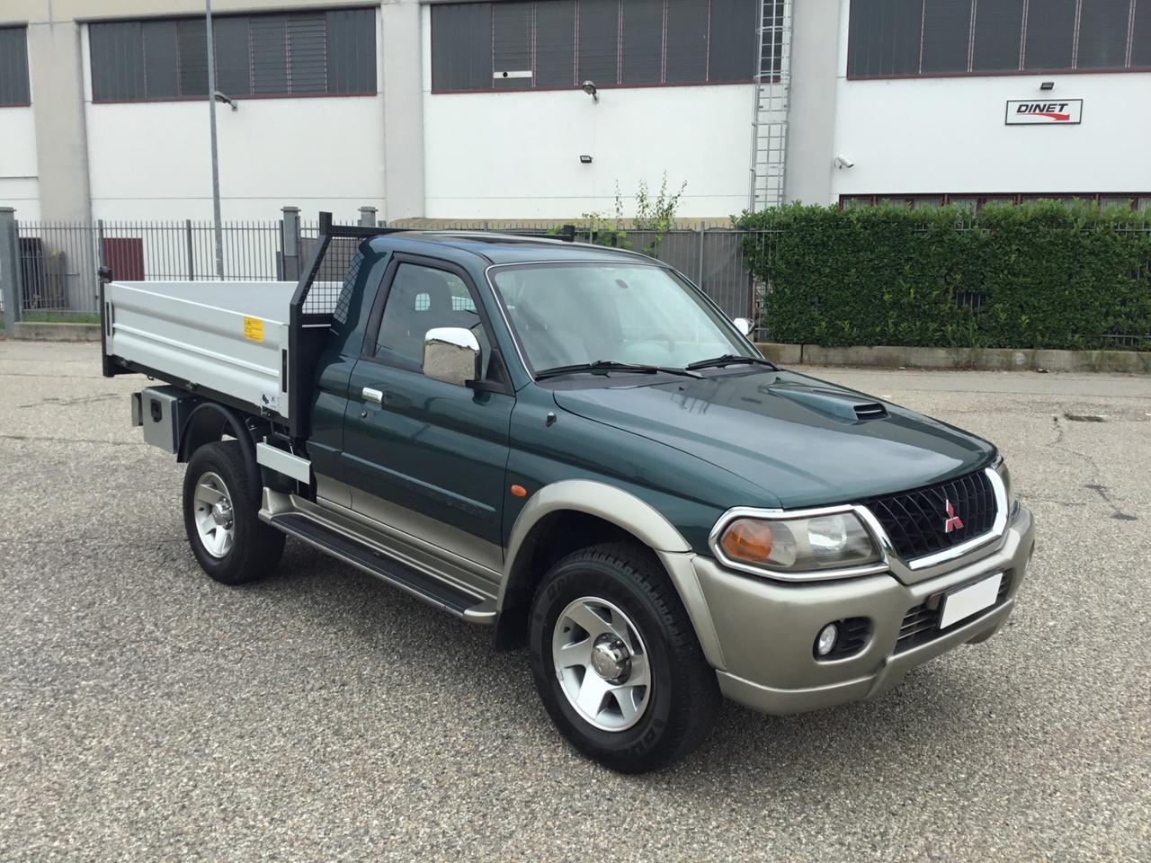 Mitsubishi L200 2.5 TDI 4WD Club Cab Pick-up GLS