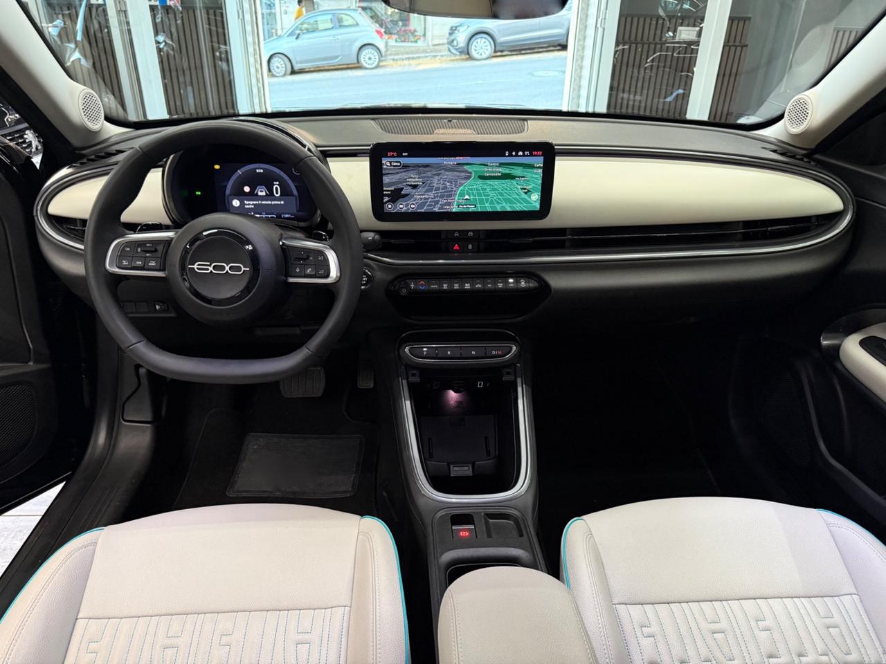 Fiat 600 Hybrid 110 CV DCT MHEV La Prima PRONTA CONSEGNA
