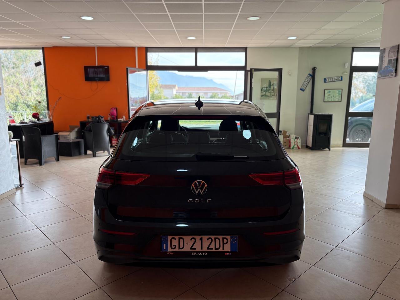 Volkswagen Golf 1.0 110 cv TSI EVO Life permute finanziamenti
