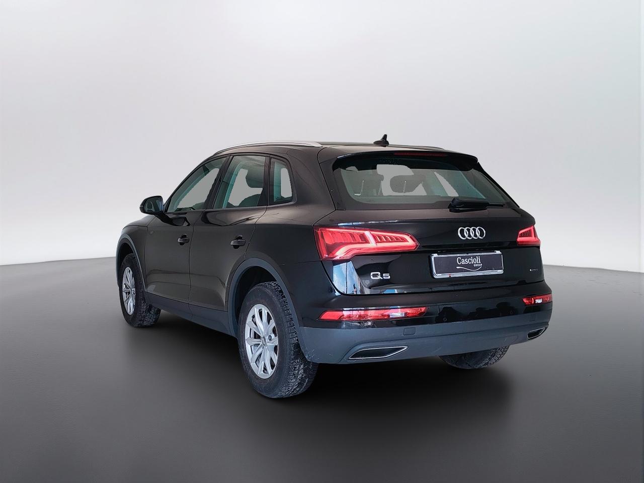 AUDI Q5 II 2017 - Q5 40 2.0 tdi mhev Business quattro 204cv s-tronic