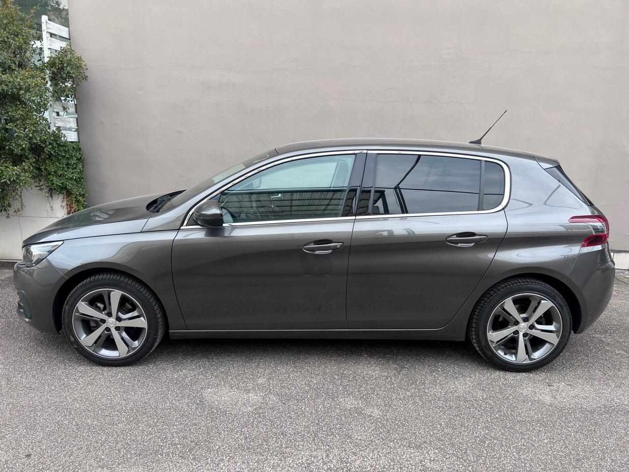 Peugeot 308 5pt 1.5 bluehdi 130cv Allure NAVI/PDC PERFETTA!!