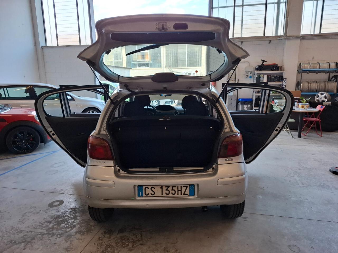 Toyota Yaris 1.4 tdi D-4D cat 5 porte Expo Clima