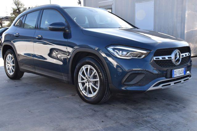 MERCEDES-BENZ GLA 200 d Automatic Business Extra