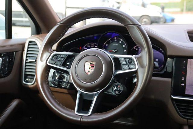 PORSCHE Cayenne Coupé 3.0 V6 Platinum Edition IVA ESPOSTA