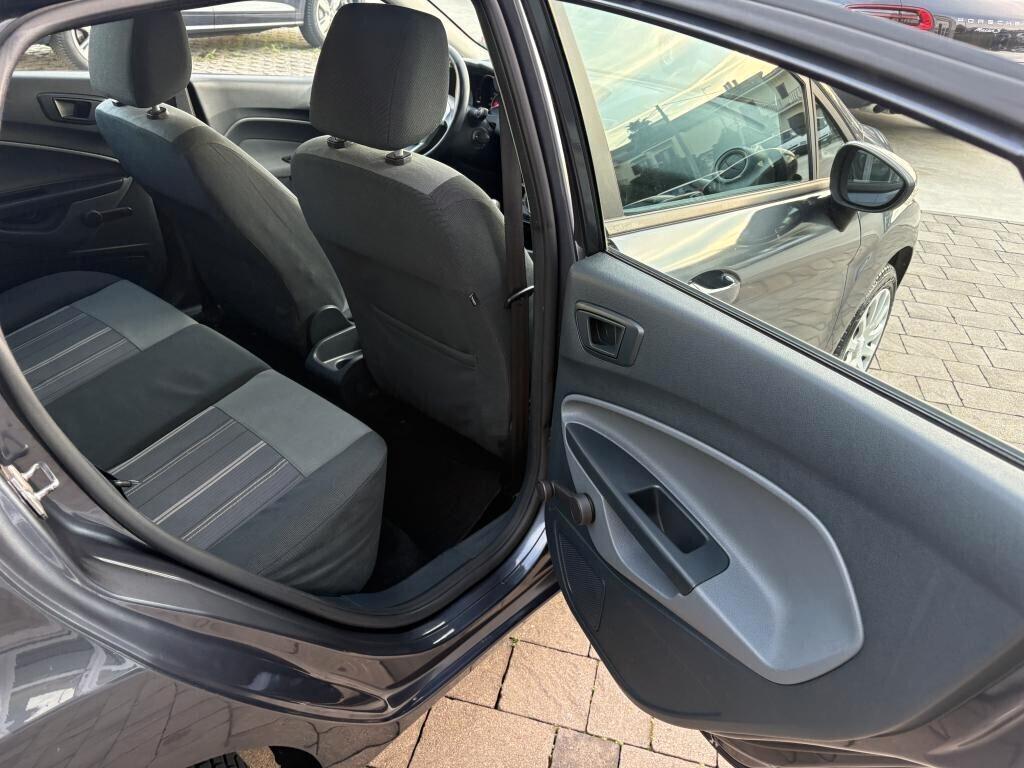 Ford Fiesta 1.4 5 porte Bz.- GPL Titanium