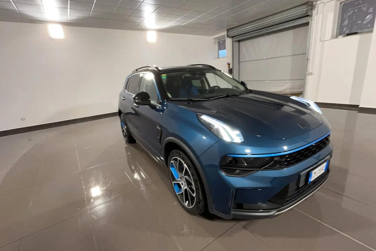 Lynk&co 01 PHEV