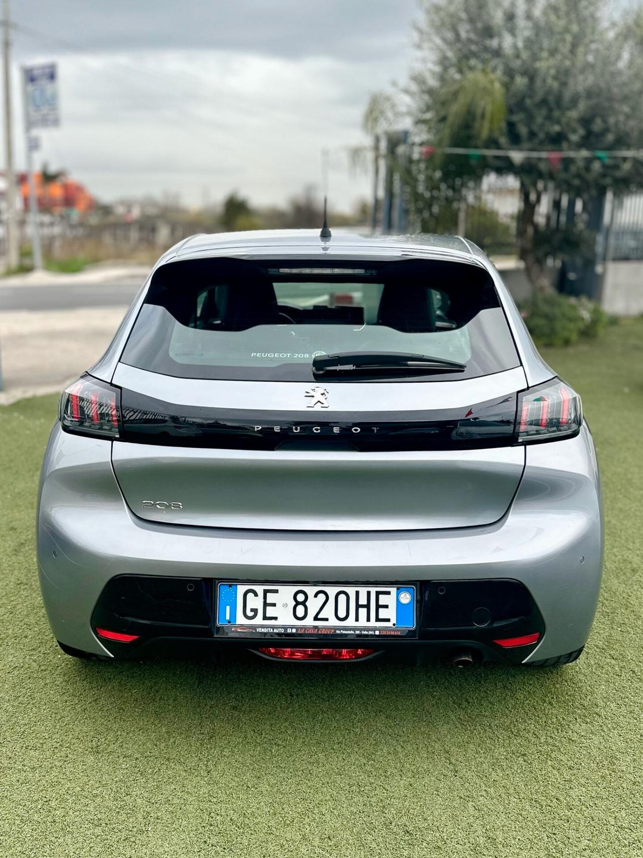 Peugeot 208 PureTech 100 Stop&Start 5 porte Allure automatica