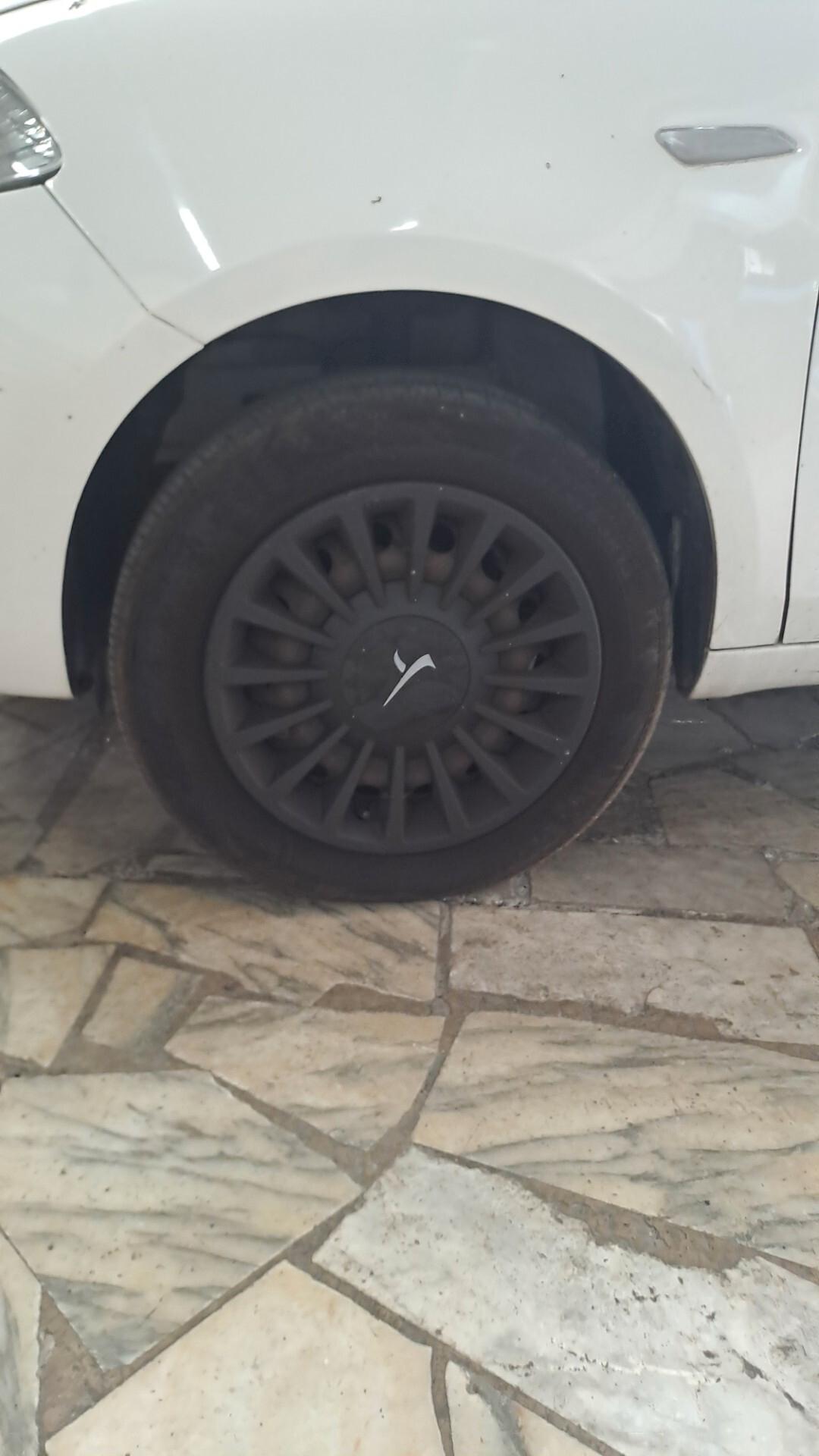 Lancia Ypsilon 3 Serie Metano