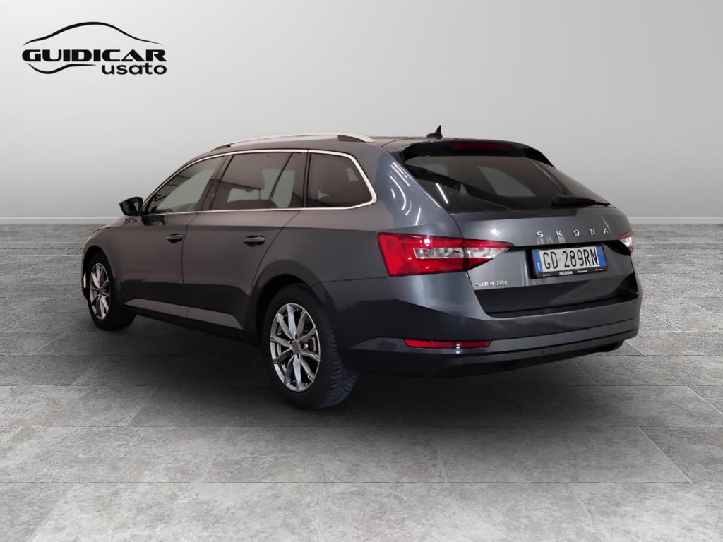 SKODA Superb III 2016 Wagon - Superb Wagon 2.0 tdi evo Style 150cv