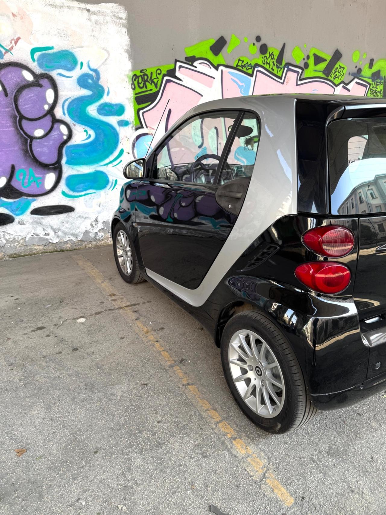 Smart ForTwo 1000 52 kW MHD coupé pure