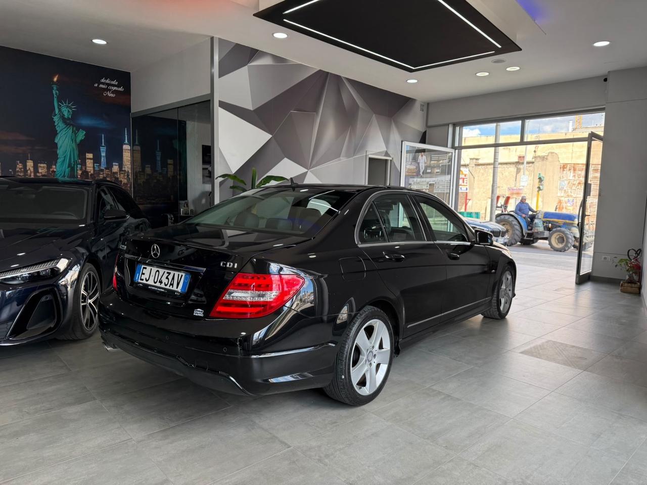 Mercedes-benz C 220 CDI BlueEFFICIENCY Avantgarde