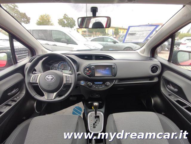 TOYOTA Yaris 1.5 Hybrid 5 porte NEOPATENTATI