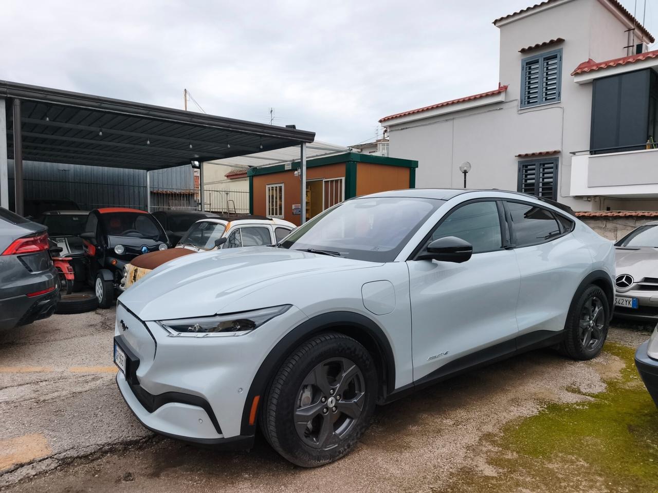 Ford Mustang Mach-E Standard Range 269 CV premium