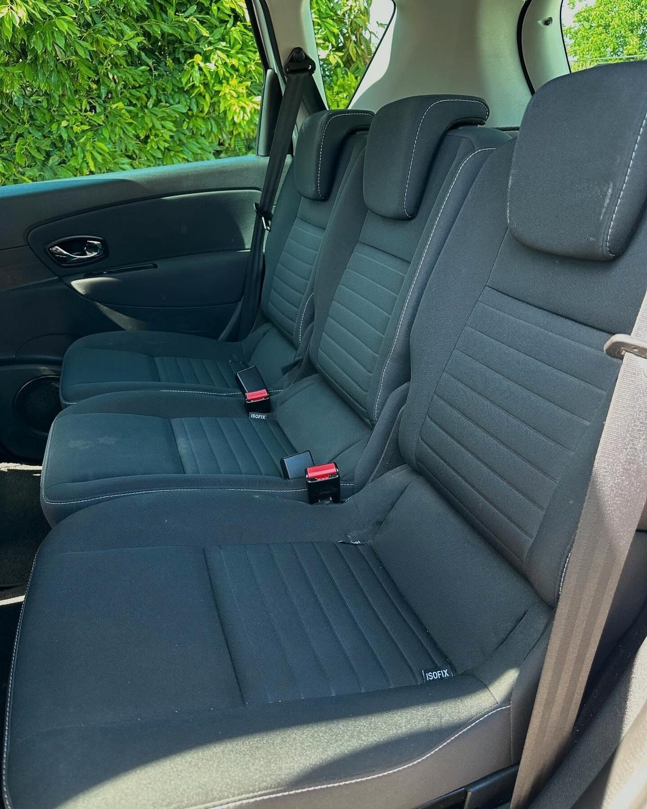 Renault Scenic Scénic XMod dCi 110 CV EDC Limited