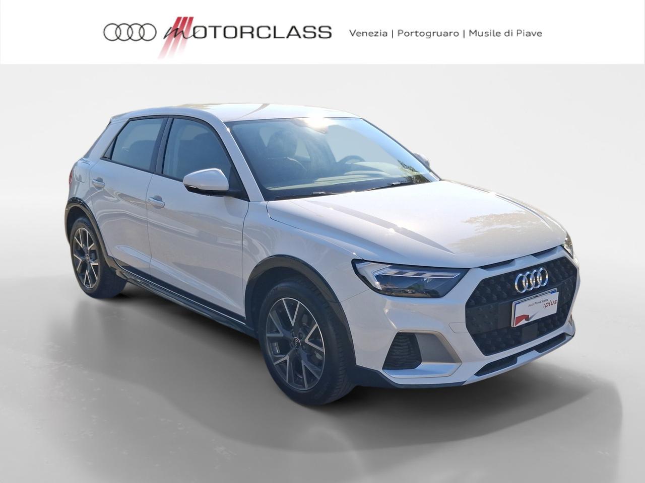 Audi A1 citycarver 30 1.0 tfsi 110cv admired s tronic