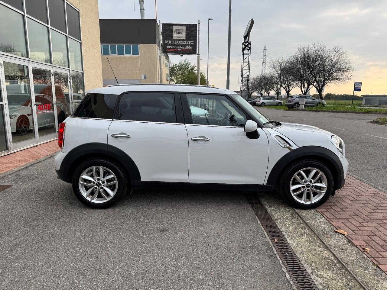 Mini Cooper D Countryman 1.6 Diesel. Ok Neopatentati