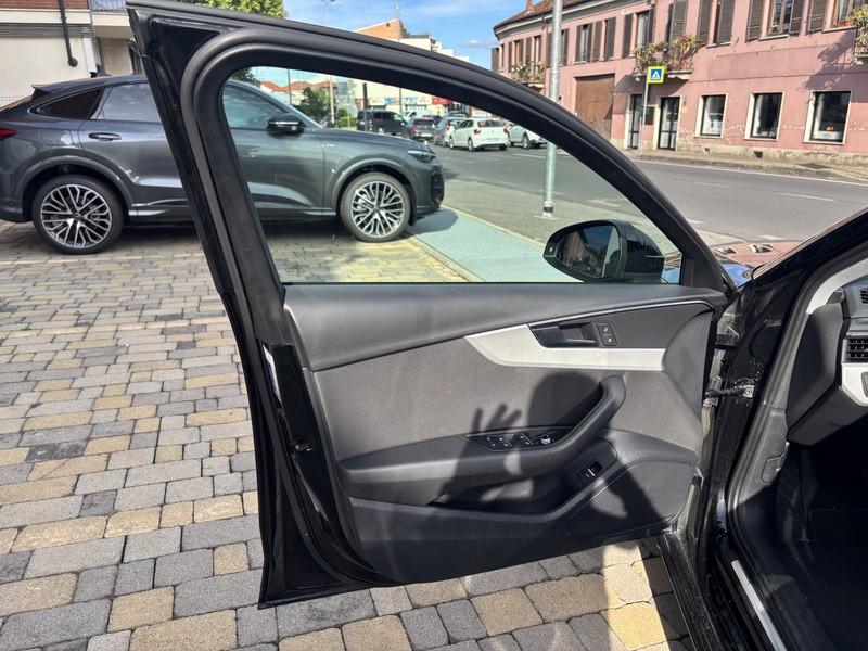 Audi A4 Avant 35 2.0 tdi mhev Business Advanced 163cv s-tronic MATRIX-TETTO-CAM-18"
