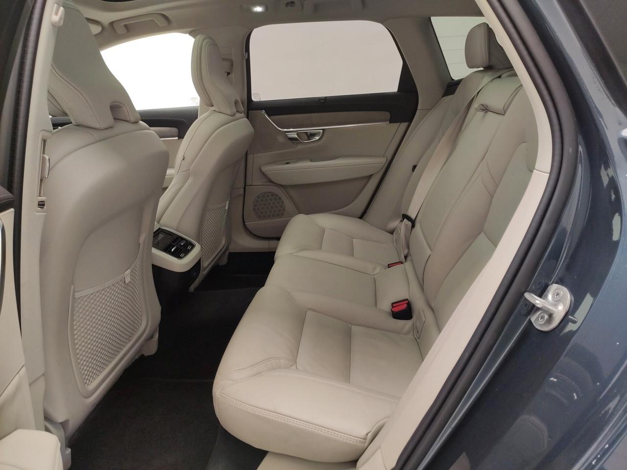 Volvo V90 B4 (d) automatico Ultimate Bright