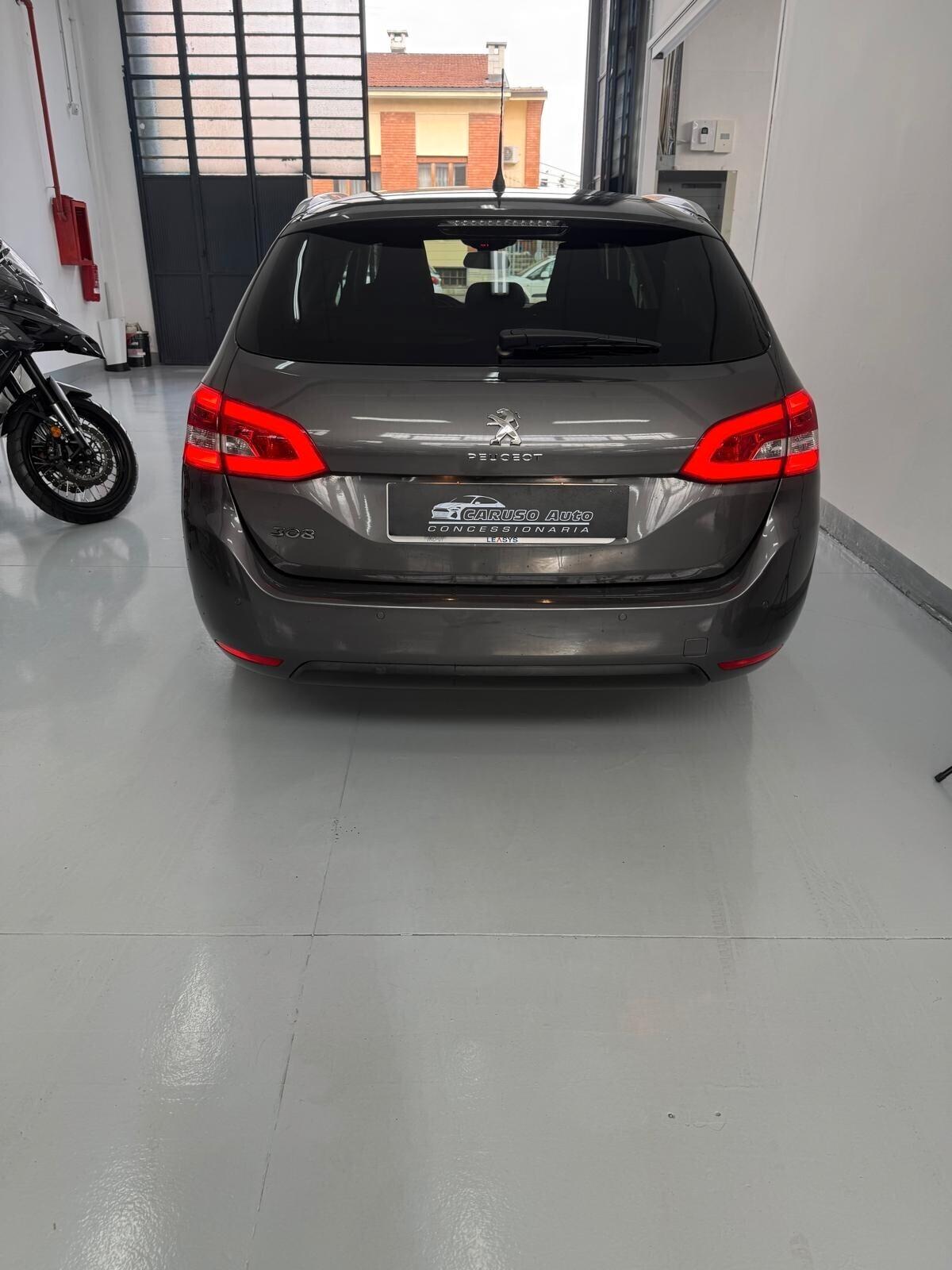 Peugeot 308 BlueHDi 130 S&S SW Allure