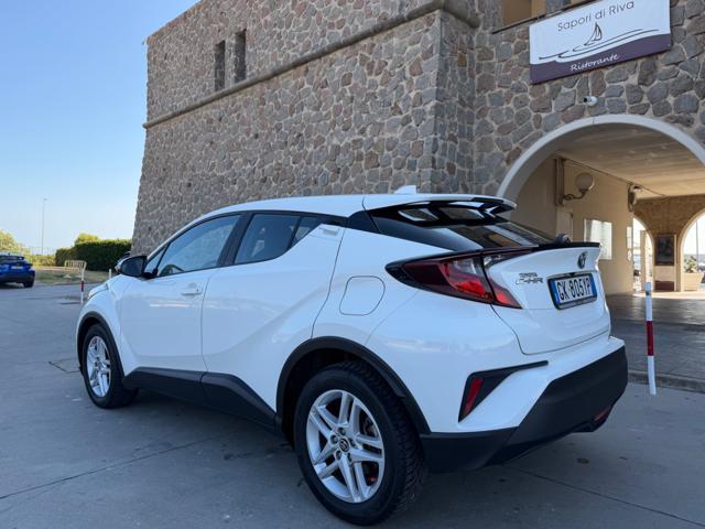 TOYOTA C-HR 1.8 HYBRID E-CVT+NAVI+RCAM+SED.RISCALD.LED