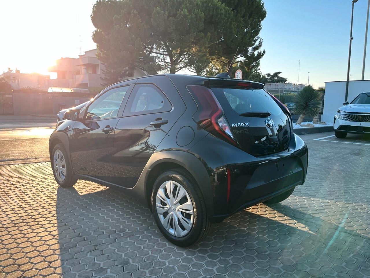 Toyota Aygo X 1.0 VVT-i 72 CV 5 porte Active KM0