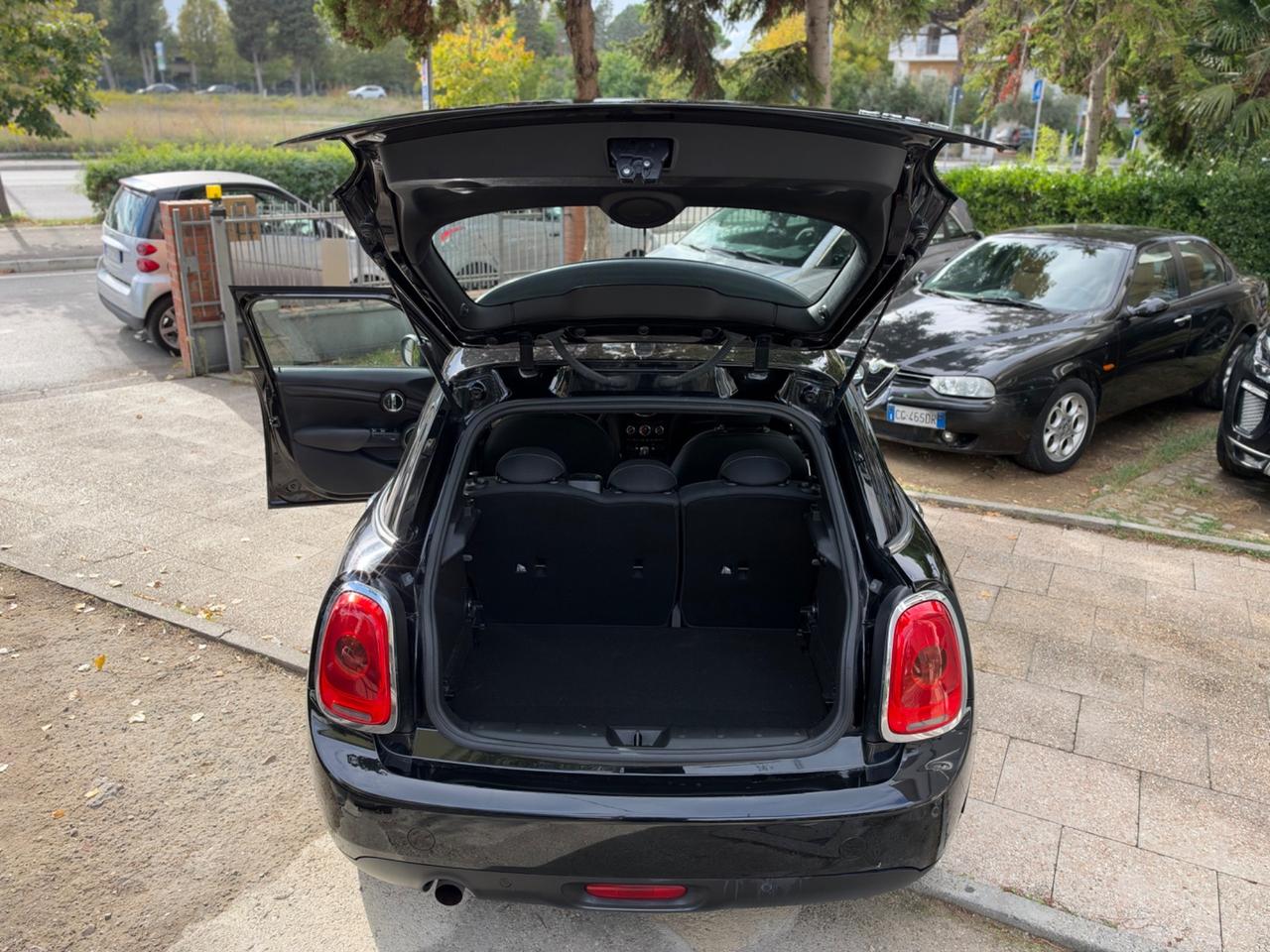 Mini 1.5 One D Hype 5 porte Neopatentati