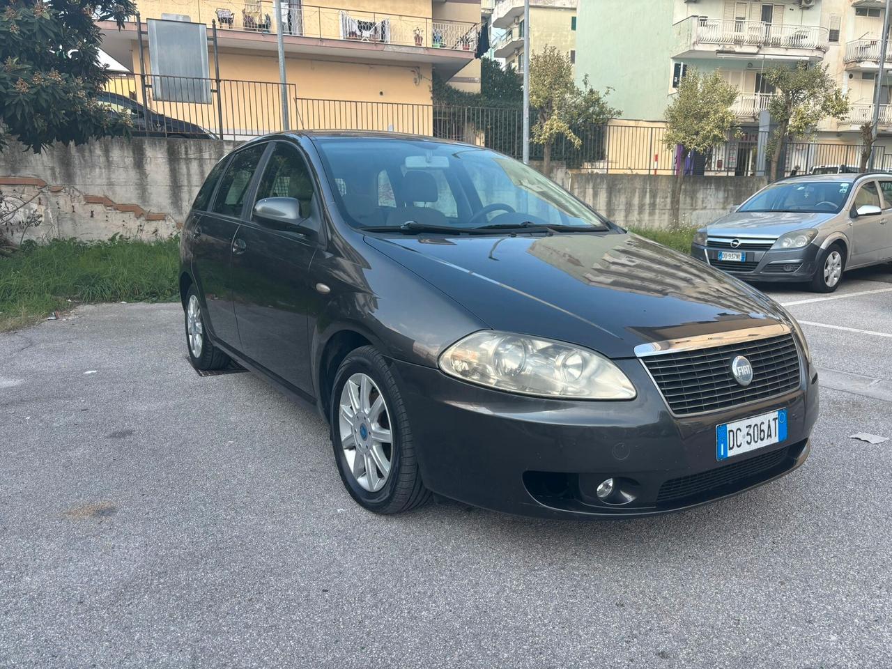 Fiat Croma 1.9 Multijet Emotion