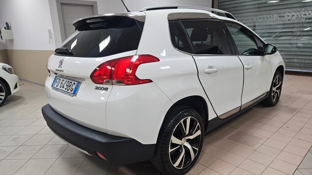 Peugeot 2008 BlueHDi 120 S&S Allure