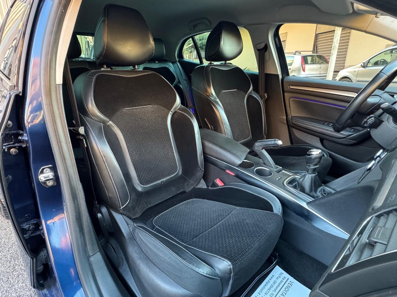 Renault Megane Mégane Blue dCi 1.5 110 CV Intens