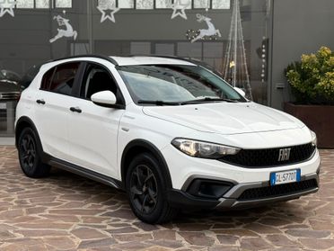 Fiat Tipo Cross 1.5 Hybrid auto